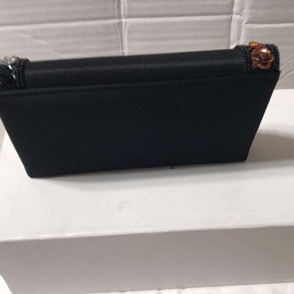 Carla March clutch with fabric strap - Picture 3 of 8